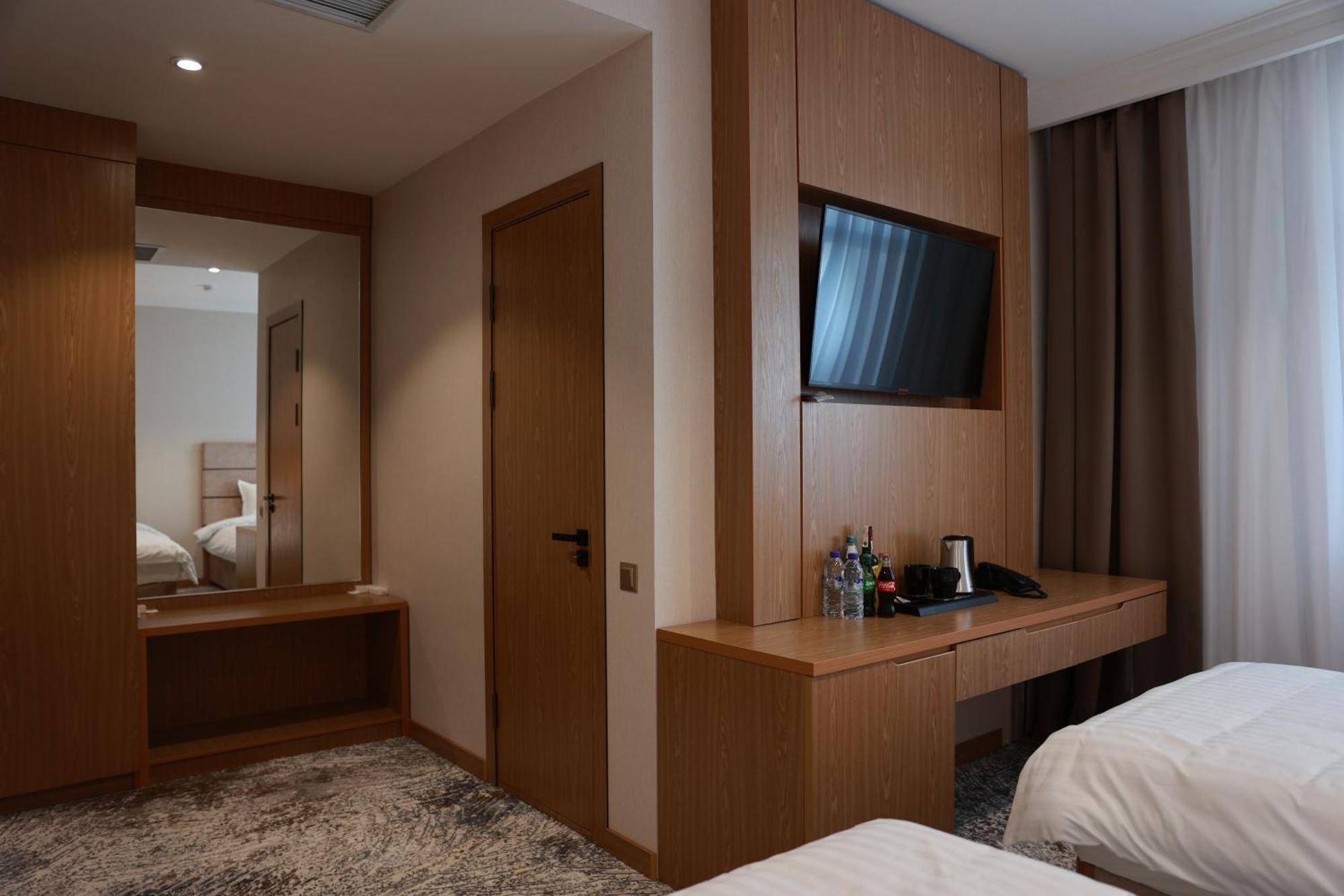 Damir Hotel Нукус Экстерьер фото