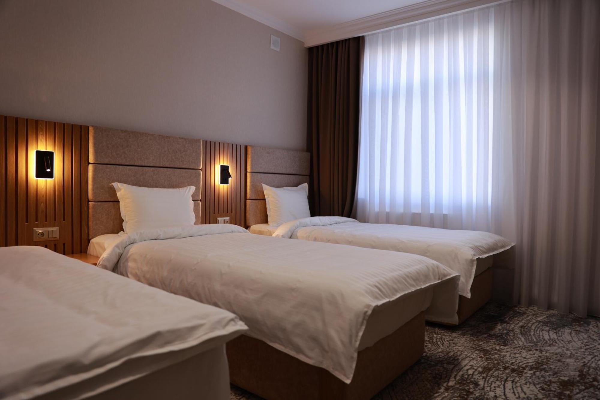 Damir Hotel Нукус Экстерьер фото